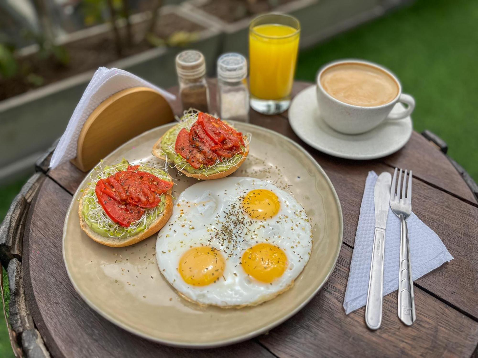 Alpes Lima Kennedy Hostel 외부 사진