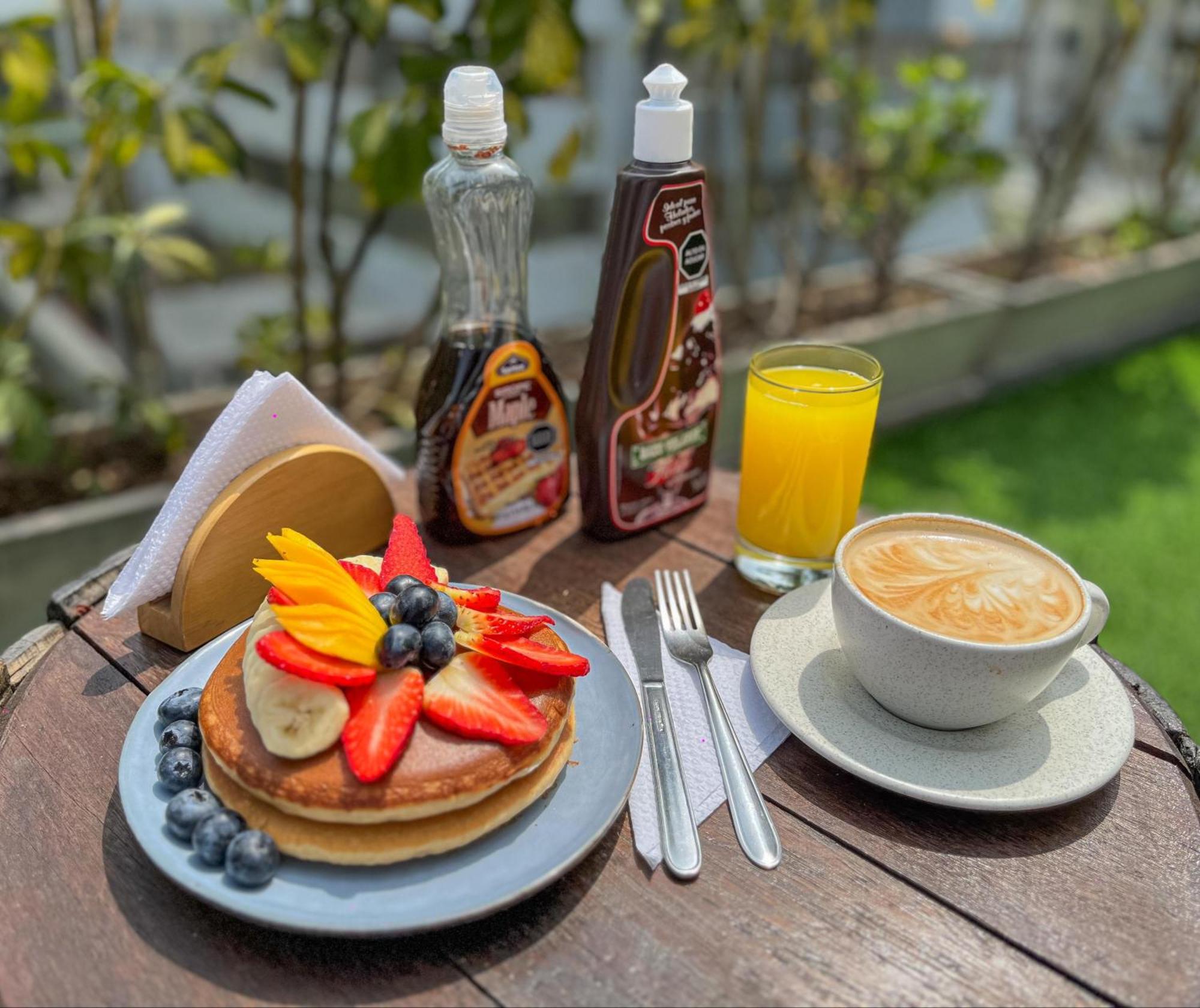 Alpes Lima Kennedy Hostel 외부 사진